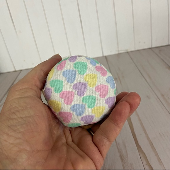 SOLD 🛑Valentine’s Day Gnome Vintage Heart Fabric White Pink Purple Aqua Home - Picture 9 of 12